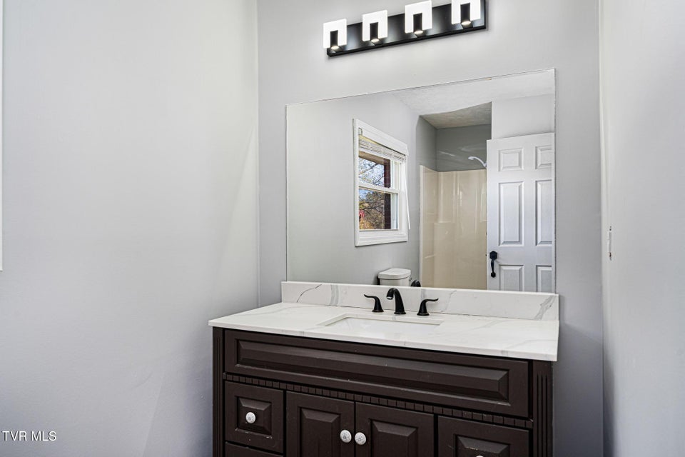 Photo #17: 205 Franklin Drive