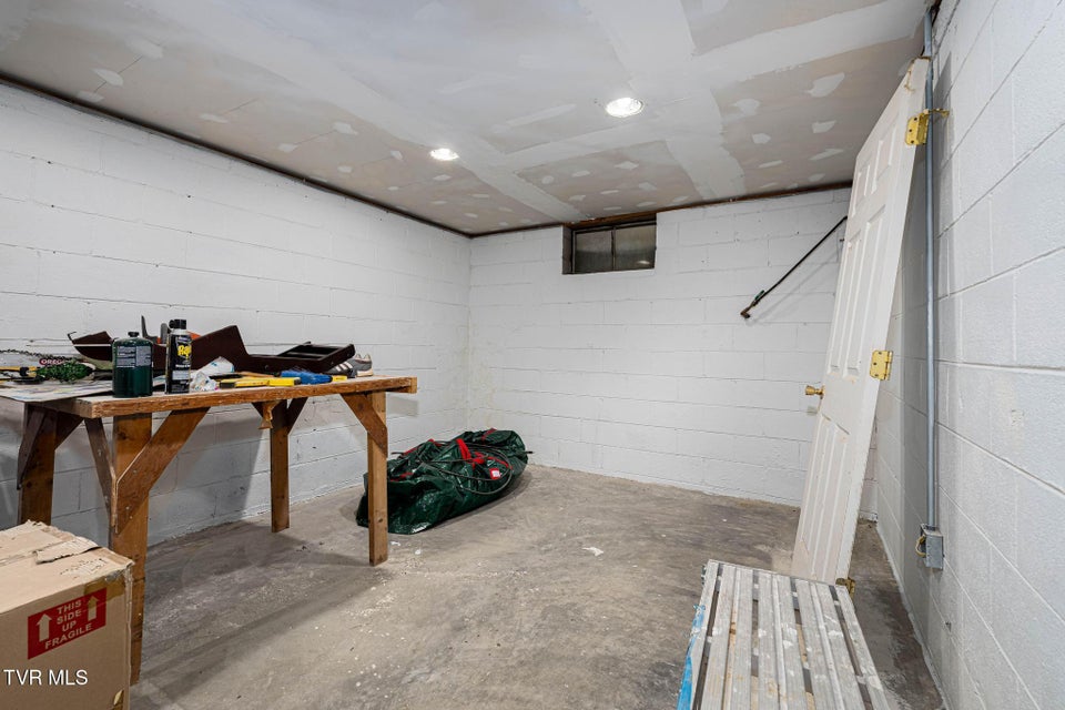 Photo #30: 205 Franklin Drive