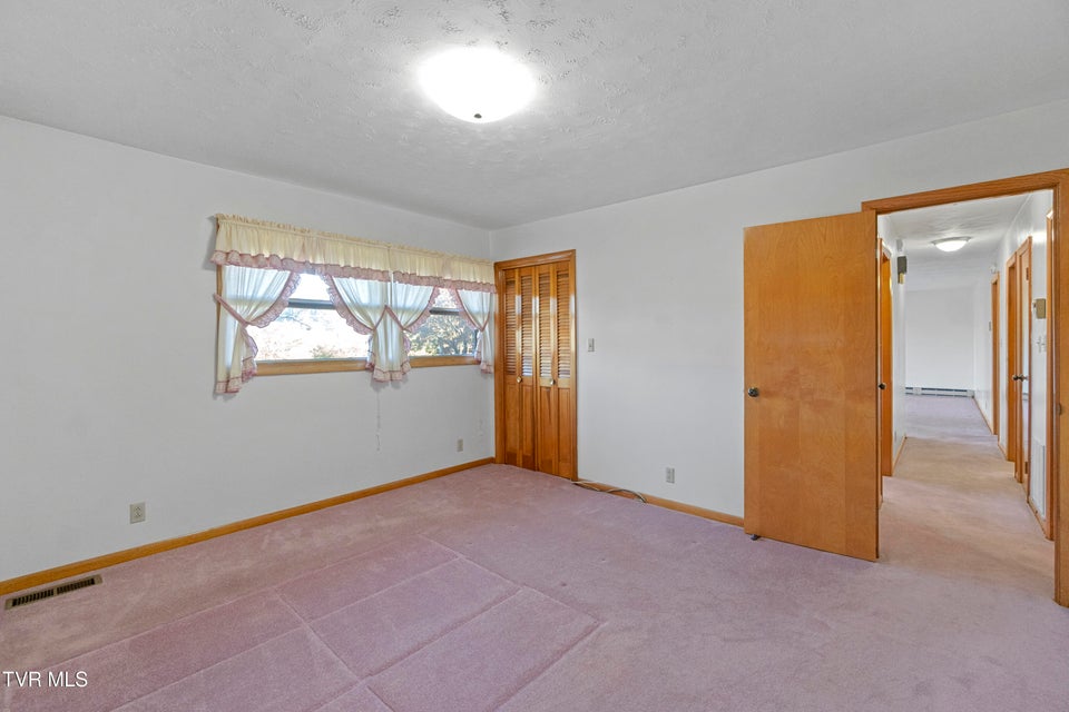 Photo #21: 15490 Kingsport Highway