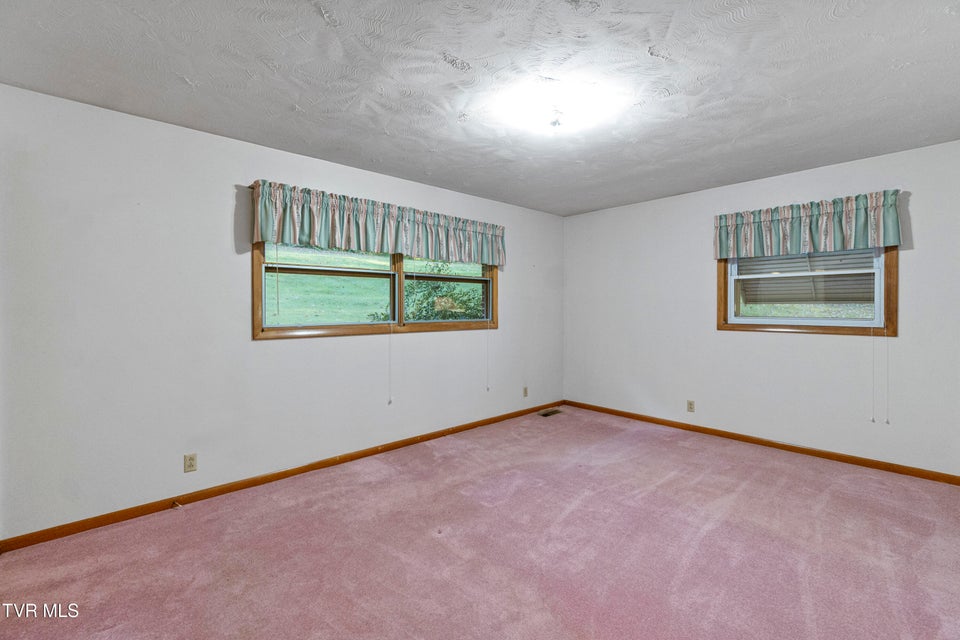 Photo #24: 15490 Kingsport Highway