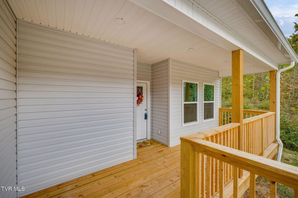 Photo #5: 215 Brighton Place