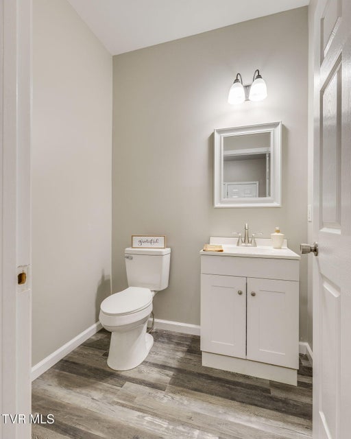 Photo #16: 215 Brighton Place