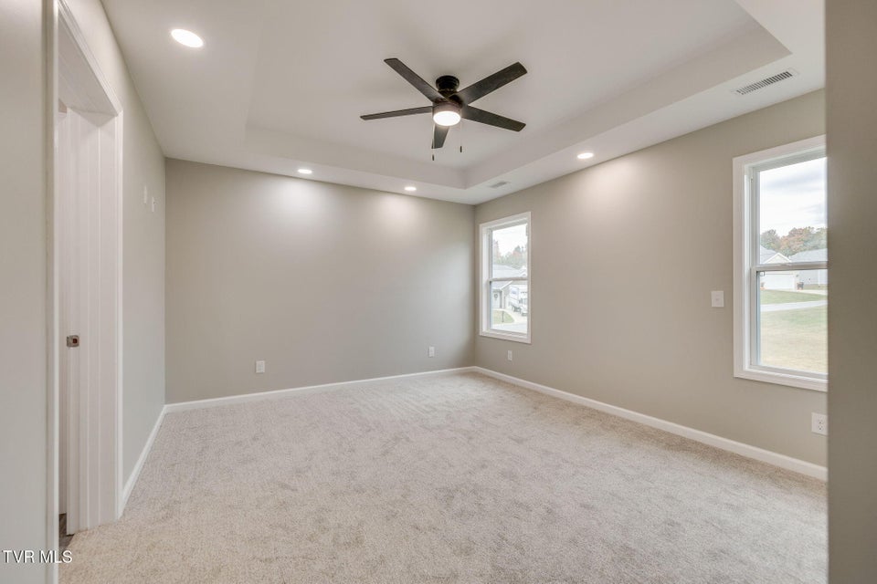 Photo #17: 215 Brighton Place