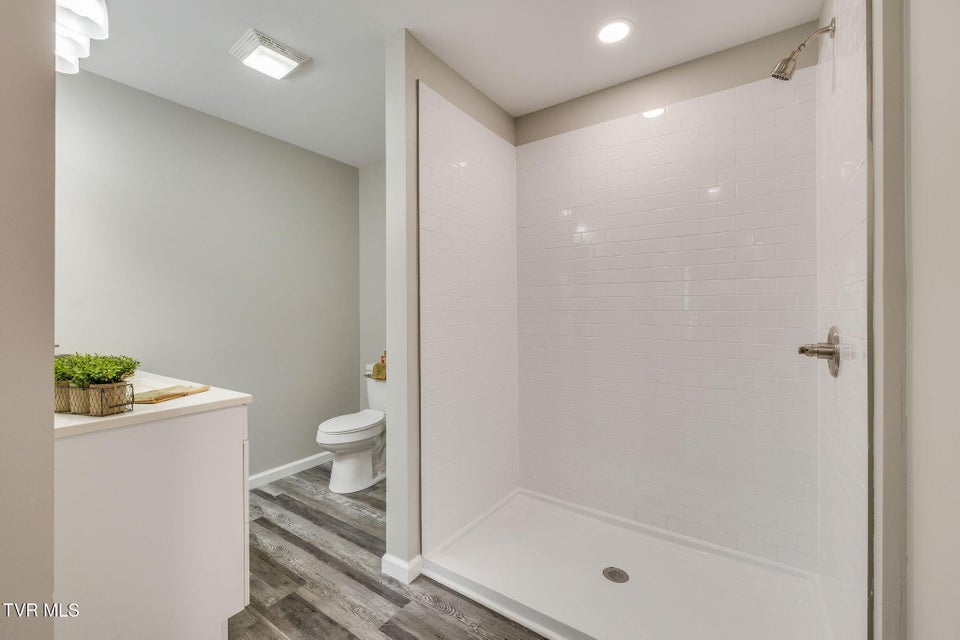 Photo #20: 215 Brighton Place