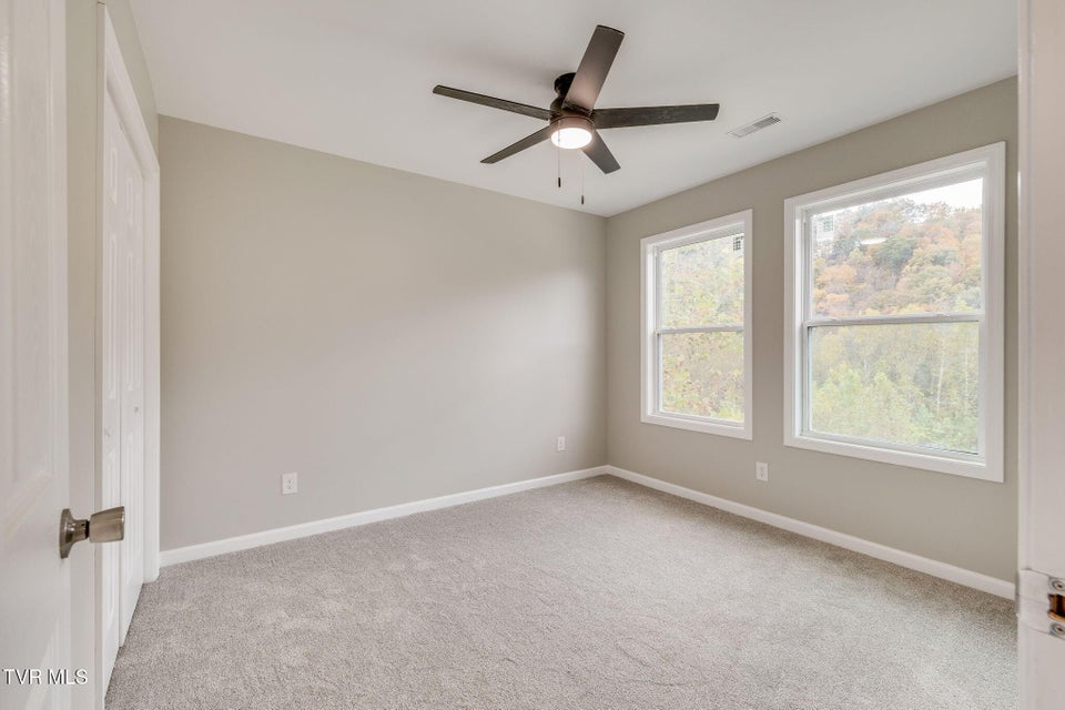 Photo #23: 215 Brighton Place
