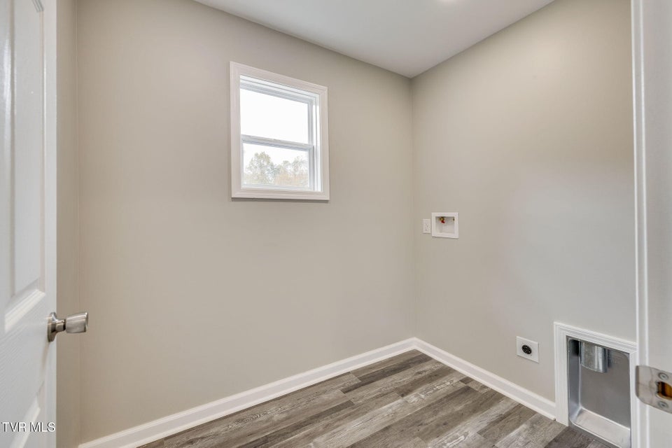 Photo #28: 215 Brighton Place