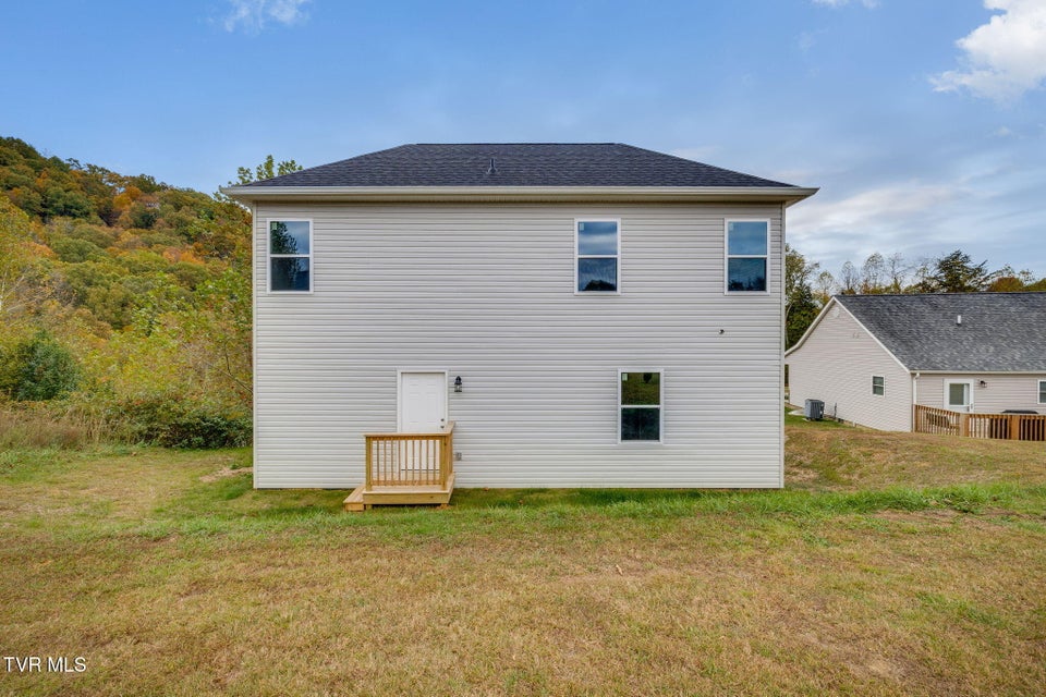 Photo #31: 215 Brighton Place