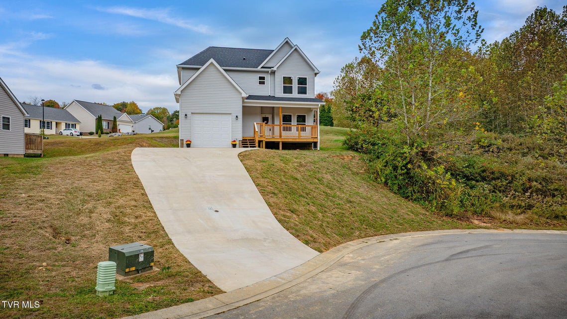 Photo #33: 215 Brighton Place