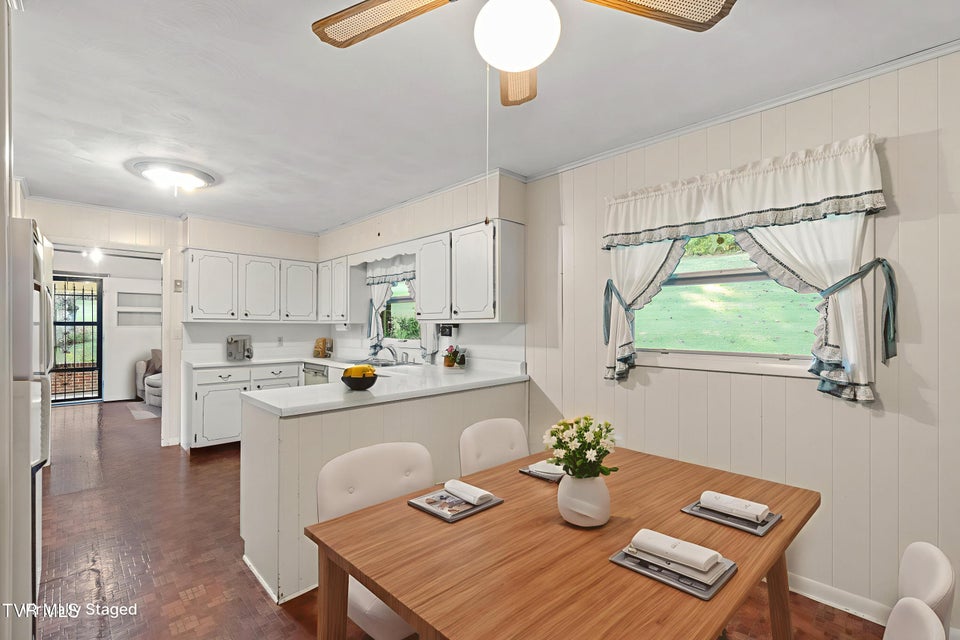 Photo #9: 15490 Kingsport Highway