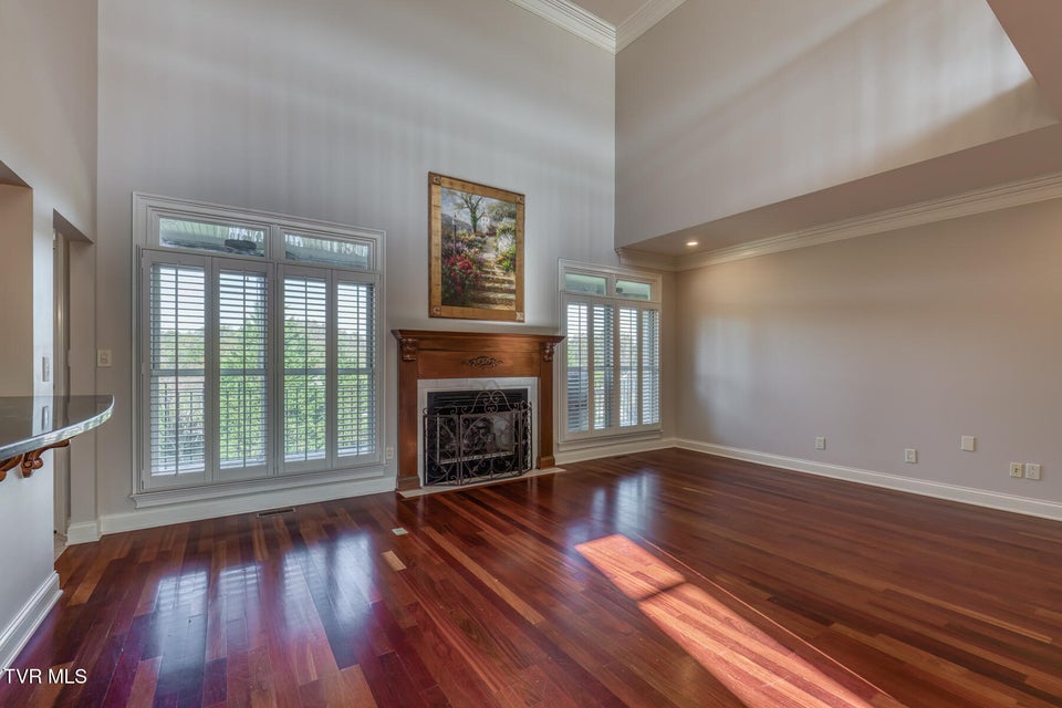 Photo #13: 102 Oak View Circle