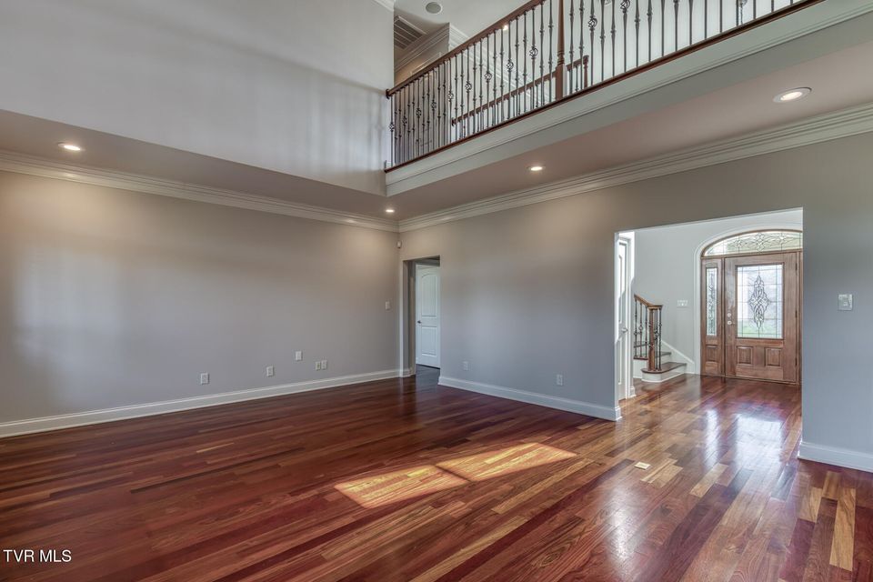 Photo #15: 102 Oak View Circle