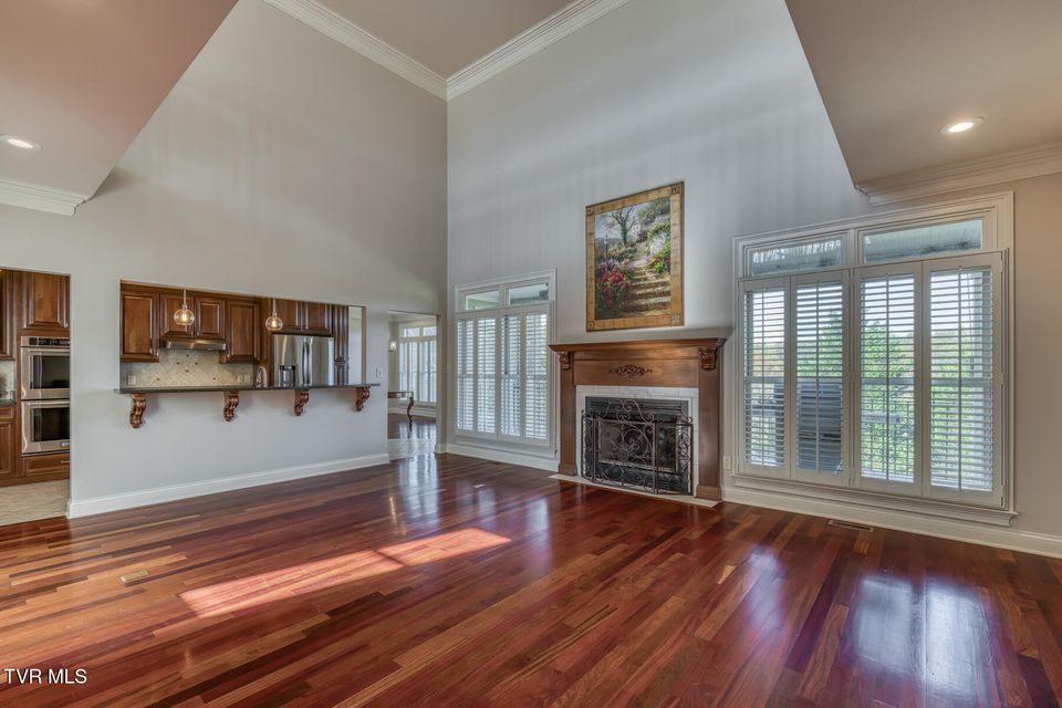 Photo #17: 102 Oak View Circle