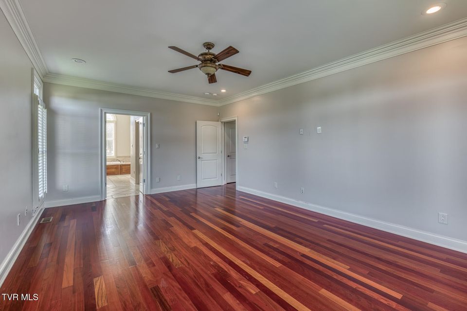 Photo #34: 102 Oak View Circle