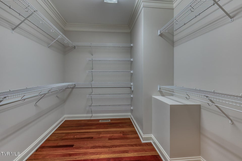 Photo #39: 102 Oak View Circle