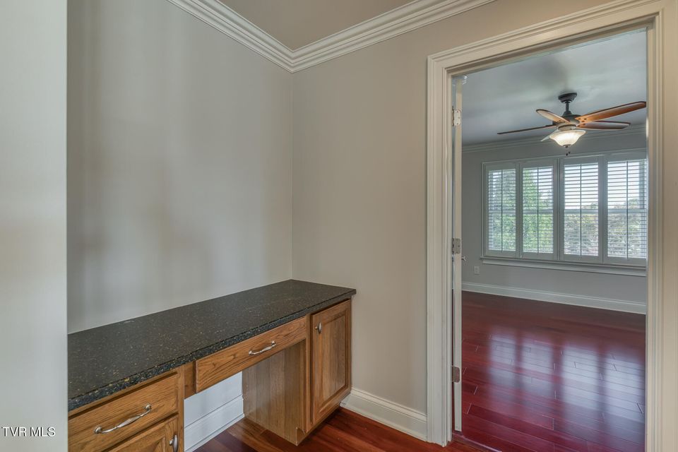 Photo #56: 102 Oak View Circle