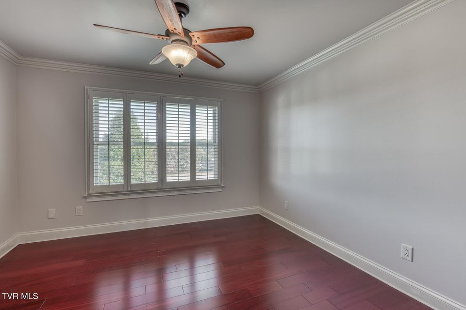 Photo #57: 102 Oak View Circle