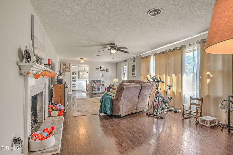 Photo #11: 524 Dogwood Drive