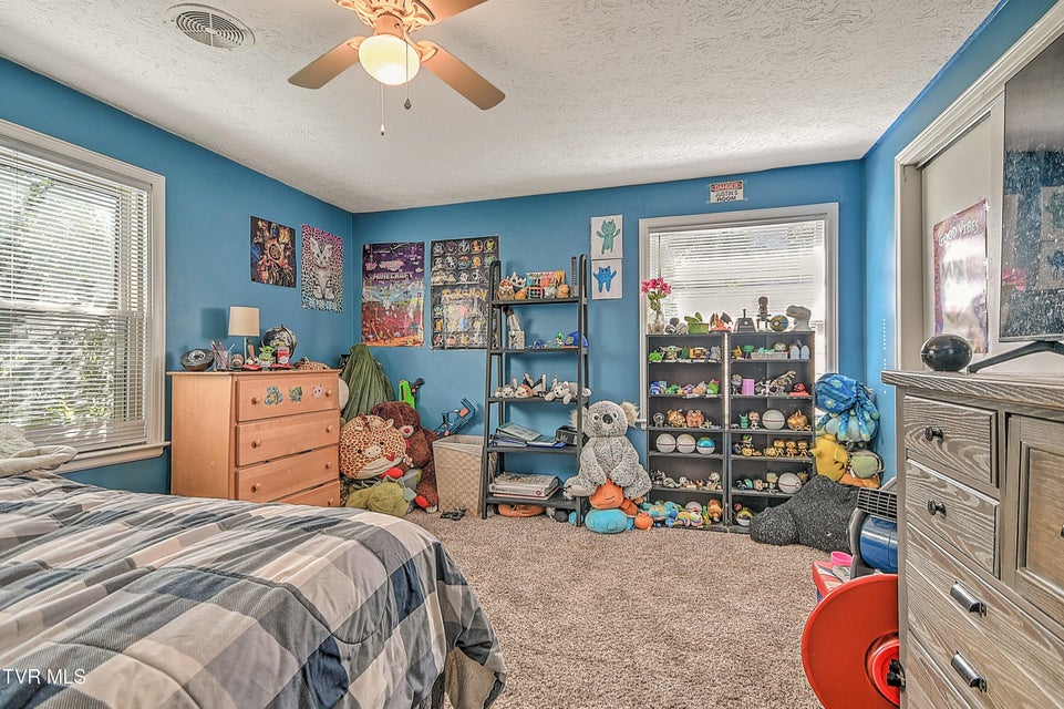 Photo #32: 524 Dogwood Drive