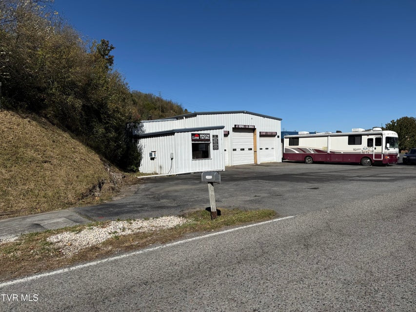 Photo #2: 605 Trent Street