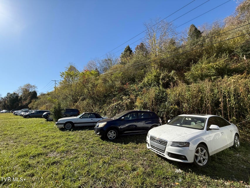 Photo #11: 605 Trent Street