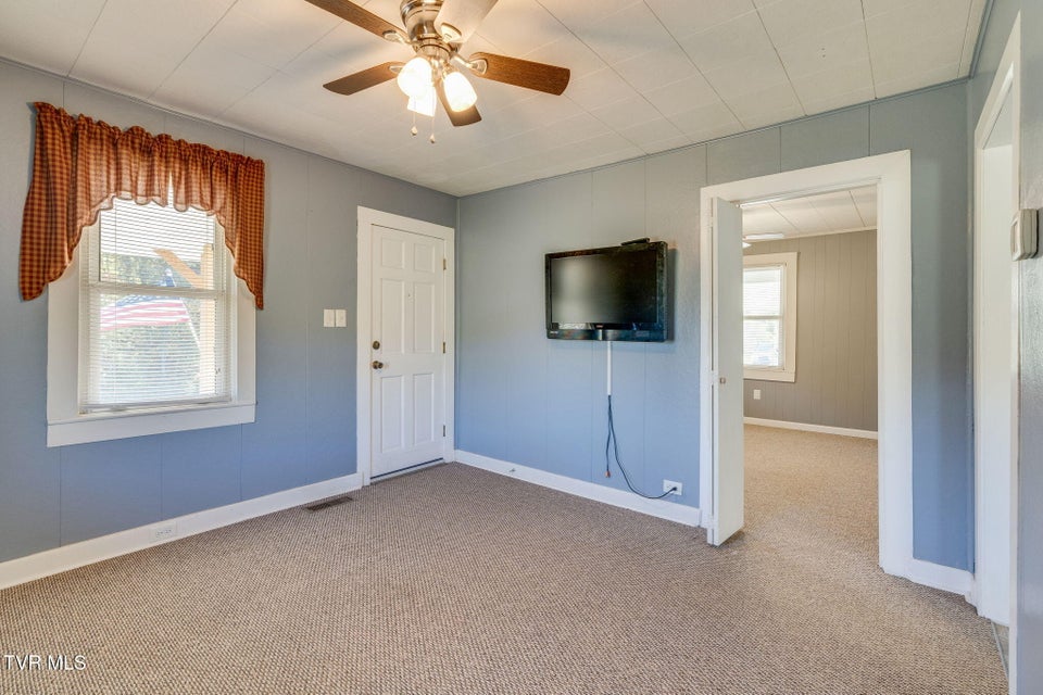 Photo #13: 263 Moulton Road