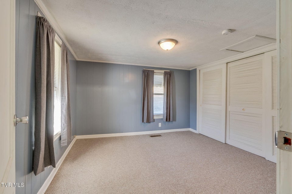 Photo #19: 263 Moulton Road