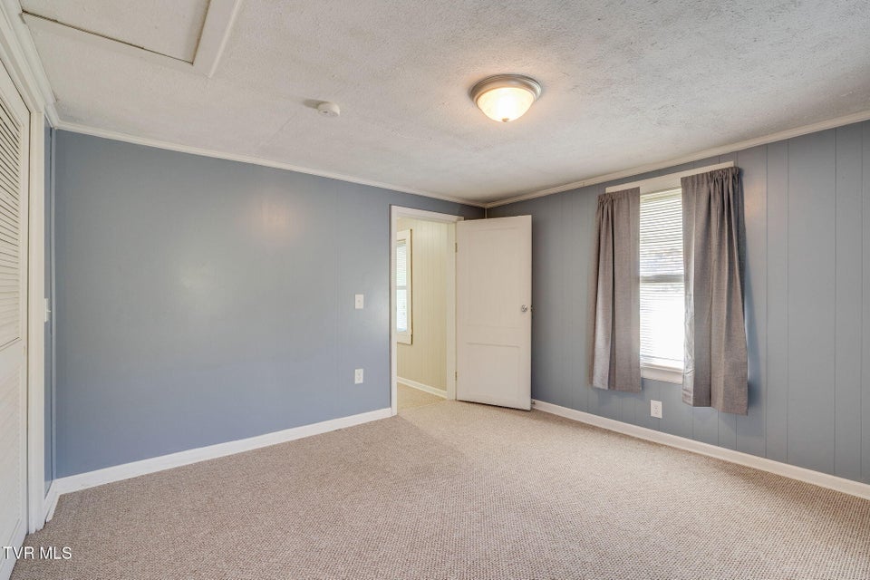 Photo #21: 263 Moulton Road