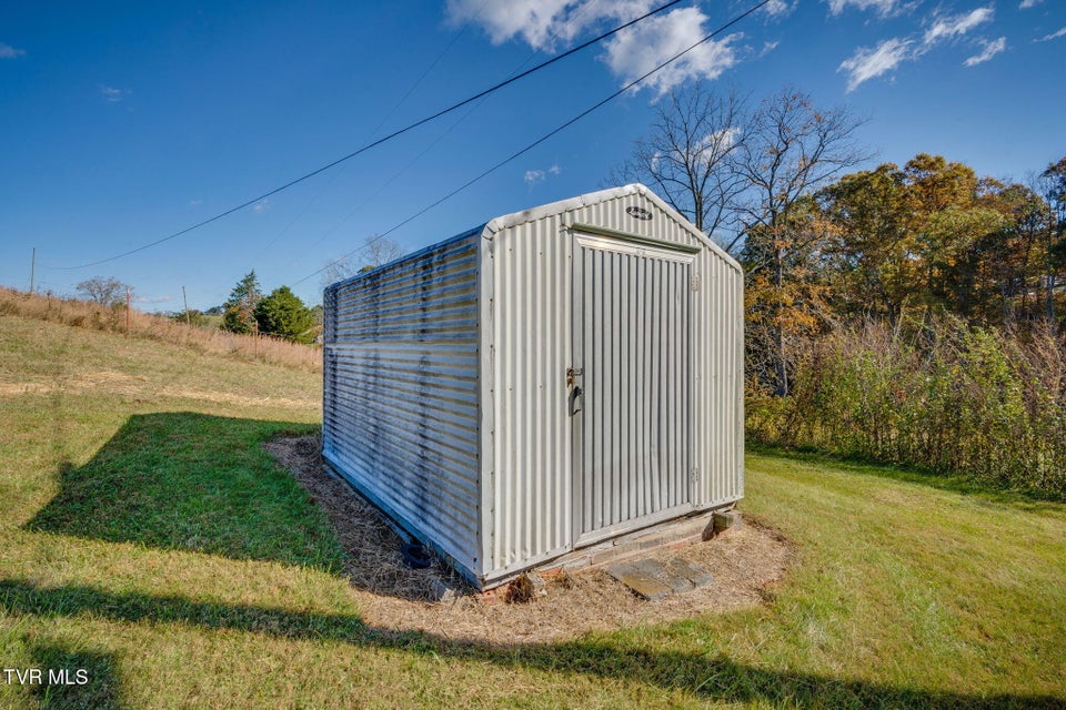 Photo #33: 263 Moulton Road