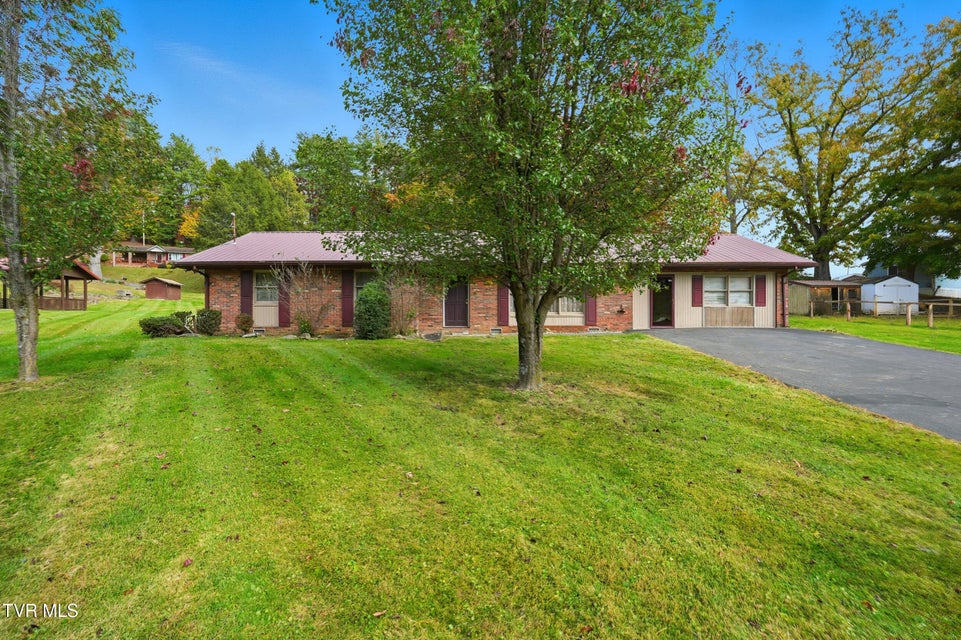 Photo #3: 220 Market Street