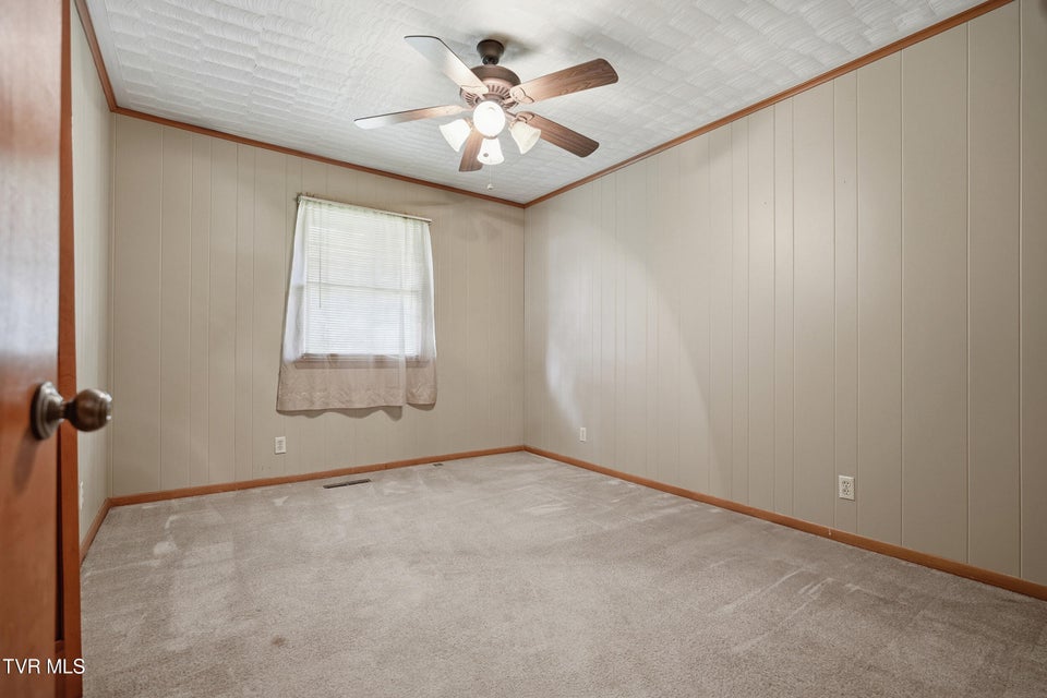 Photo #17: 220 Market Street