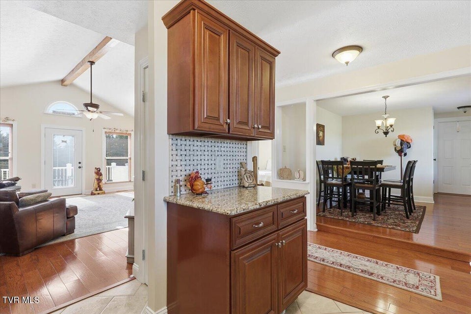 Photo #7: 235 Sunny Way