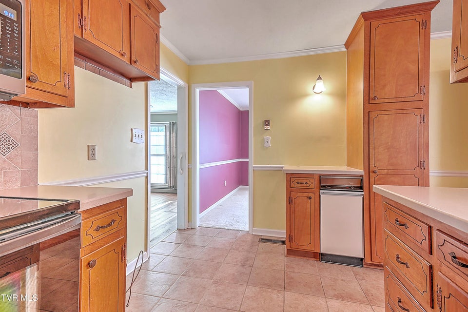 Photo #17: 7323 White Pine Circle