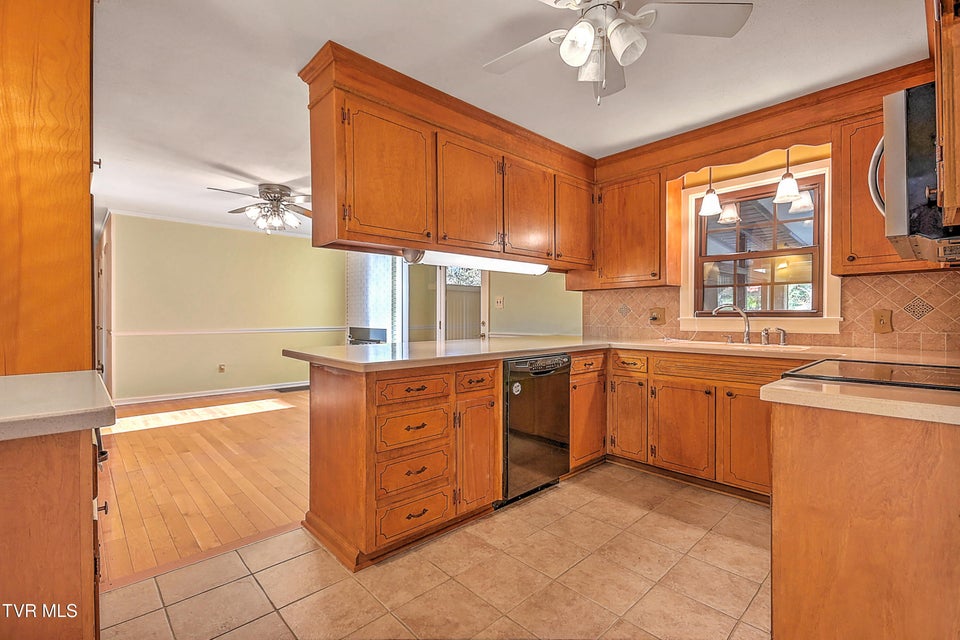 Photo #19: 7323 White Pine Circle