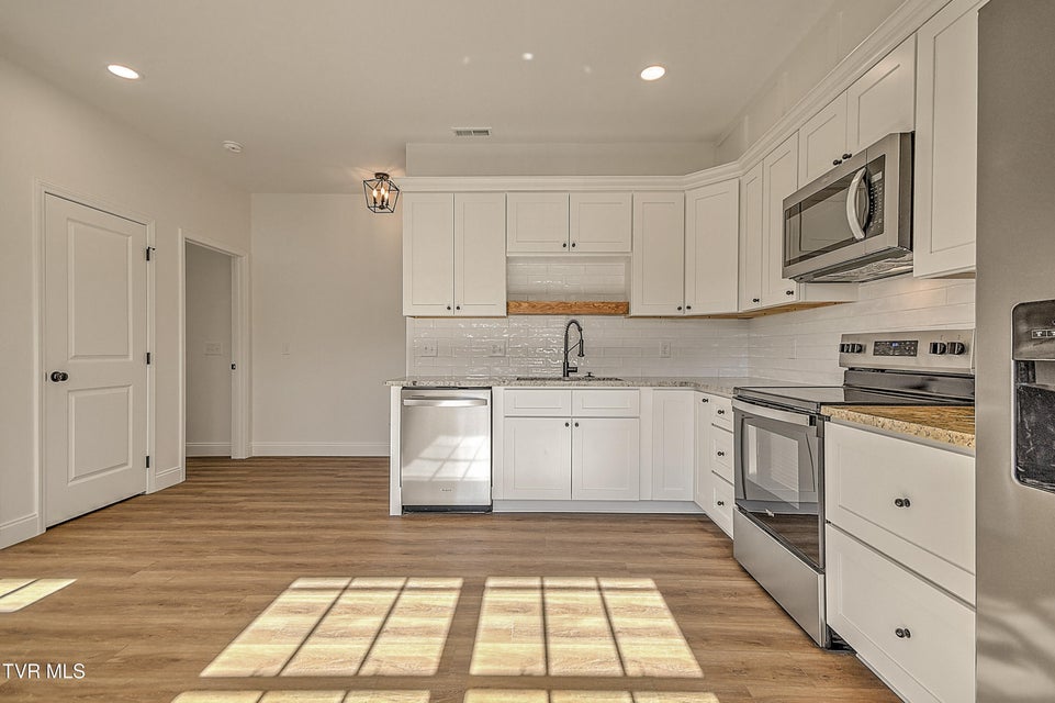 Photo #13: 1906 Cherokee Road