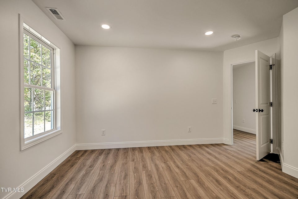 Photo #29: 1906 Cherokee Road