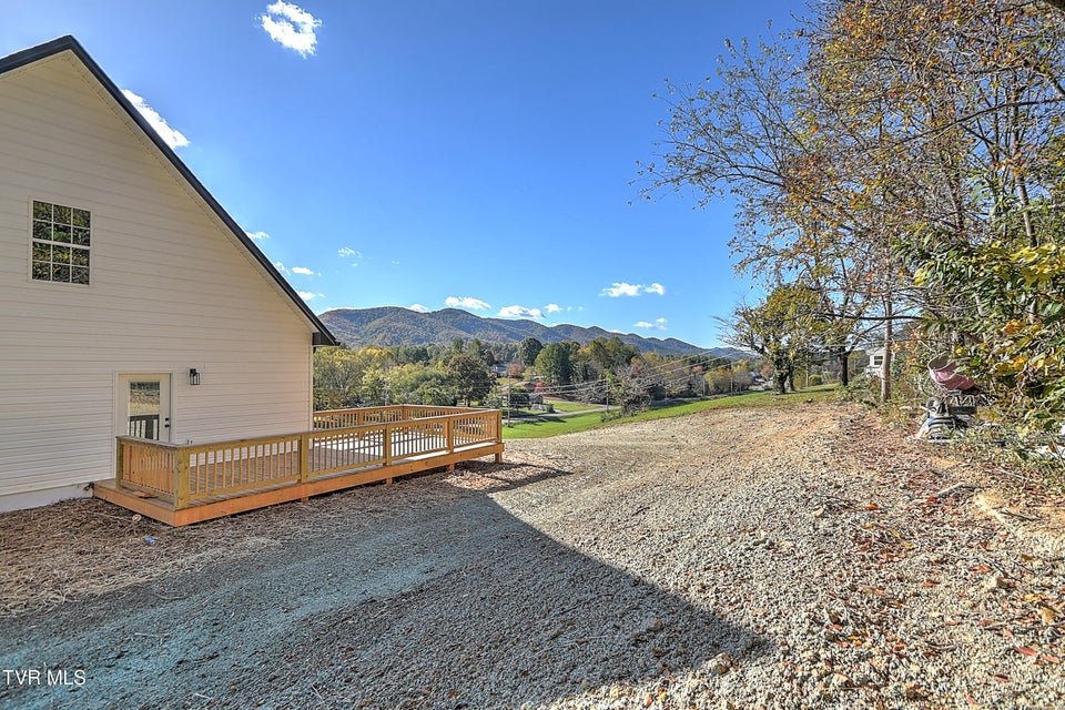 Photo #40: 1906 Cherokee Road