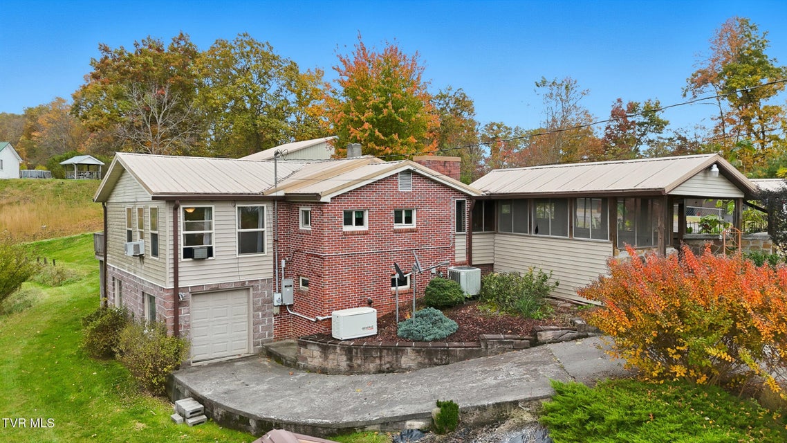 Photo #5: 490 Delaney Lane