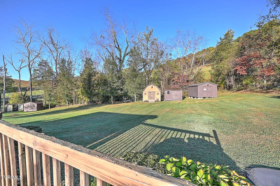 Photo #33: 7323 White Pine Circle