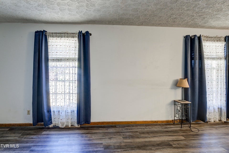 Photo #7: 607 Dover Avenue