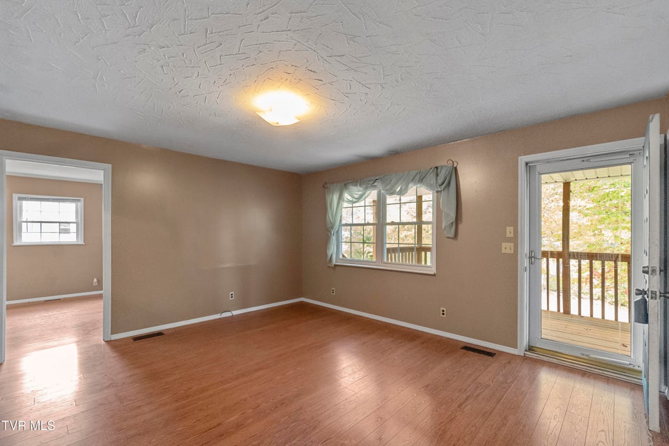 Photo #4: 403 Morningside Drive