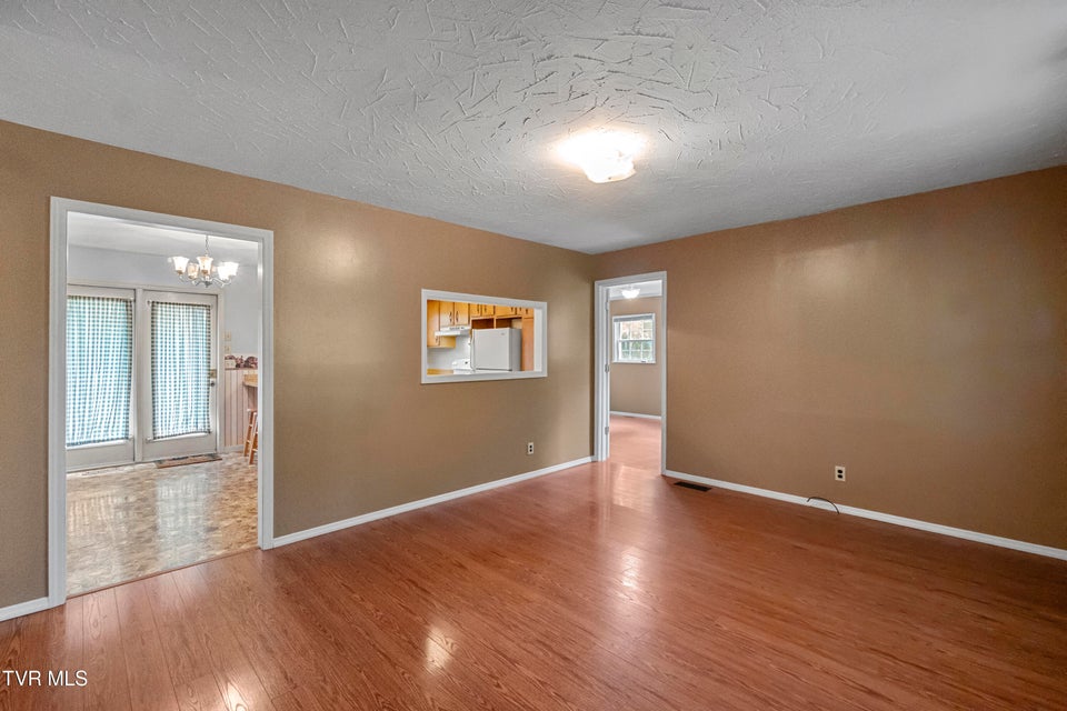 Photo #5: 403 Morningside Drive