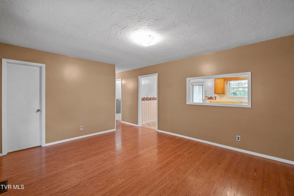 Photo #7: 403 Morningside Drive