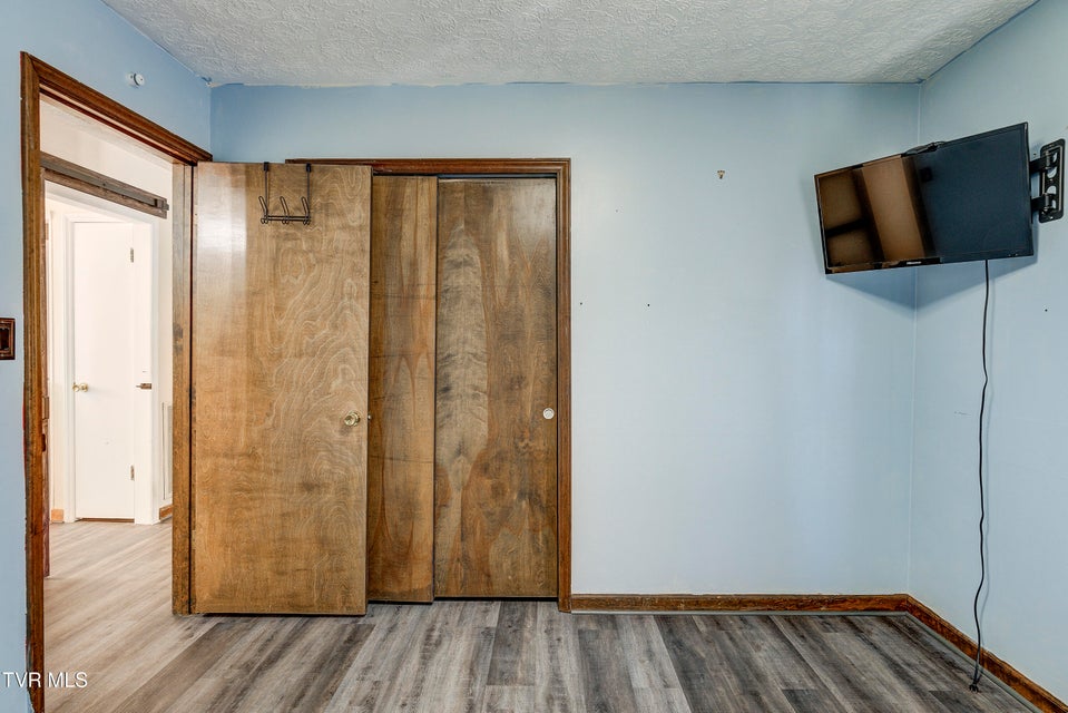 Photo #23: 607 Dover Avenue