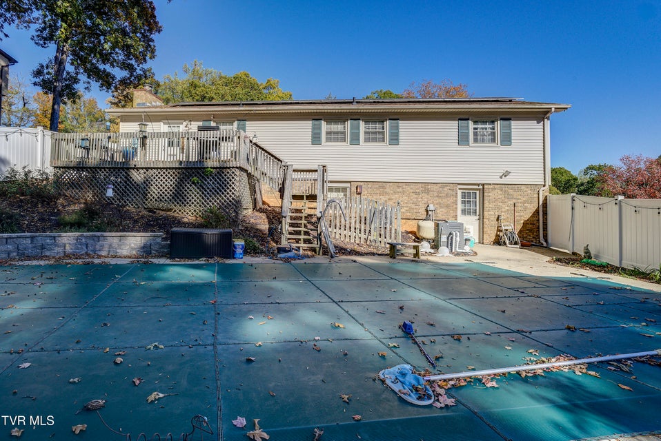 Photo #40: 607 Dover Avenue