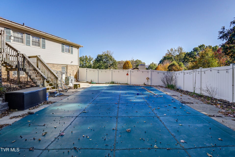 Photo #41: 607 Dover Avenue