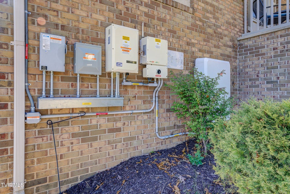 Photo #42: 607 Dover Avenue