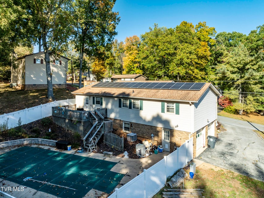 Photo #46: 607 Dover Avenue