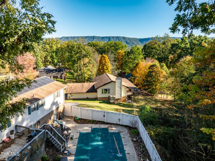 Photo #48: 607 Dover Avenue