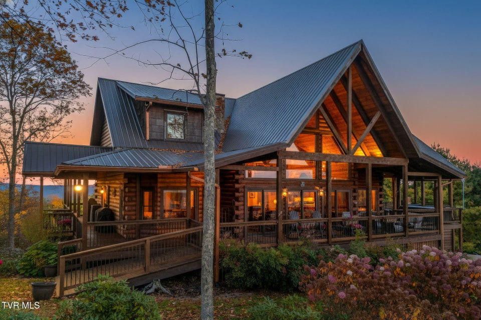 Photo #3: 7464 Callalantee Drive