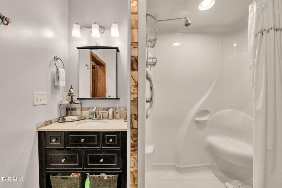 Photo #81: 7464 Callalantee Drive